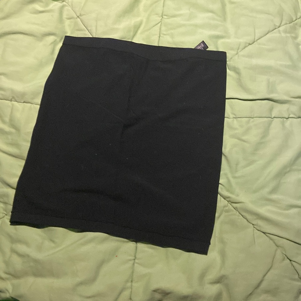 Wolfed velvet mini skirt